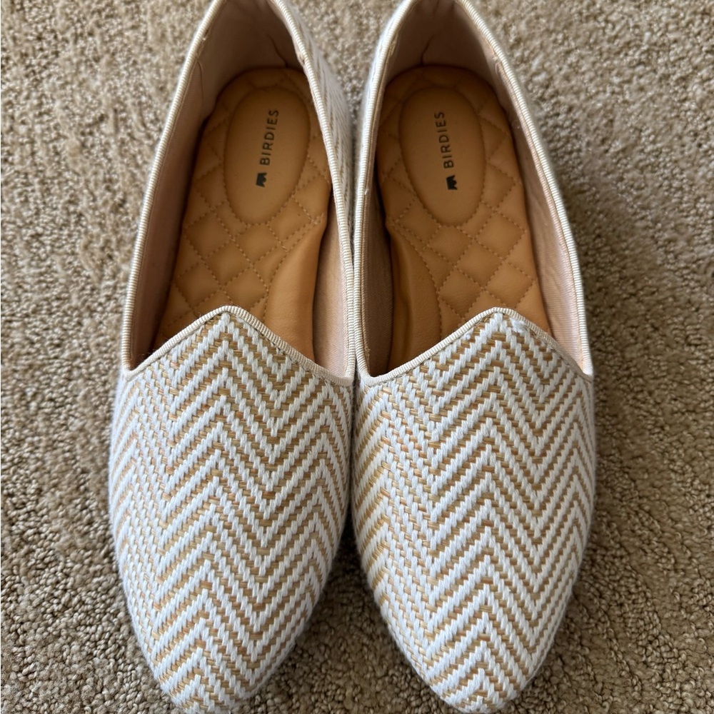 Birdies Chevron Pattern Flats - Cream and Tan size 7.5
